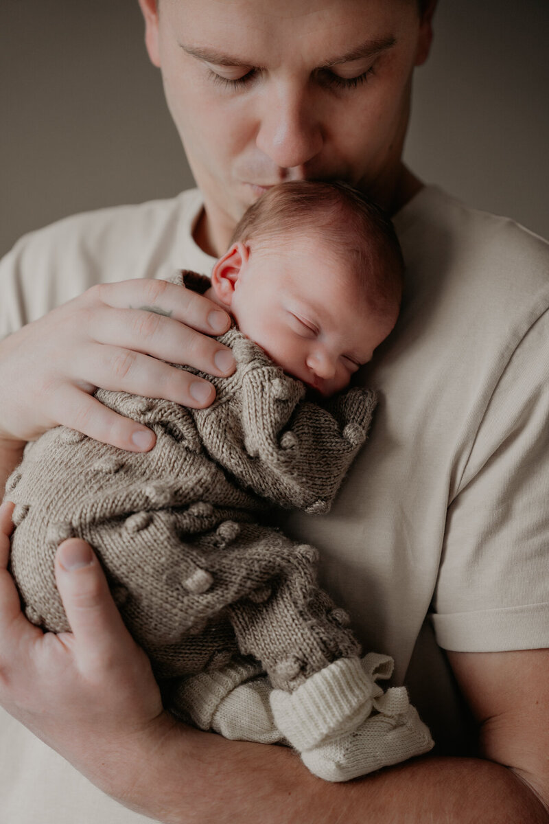 231115 Newbornshoot Laura DSC05951 12