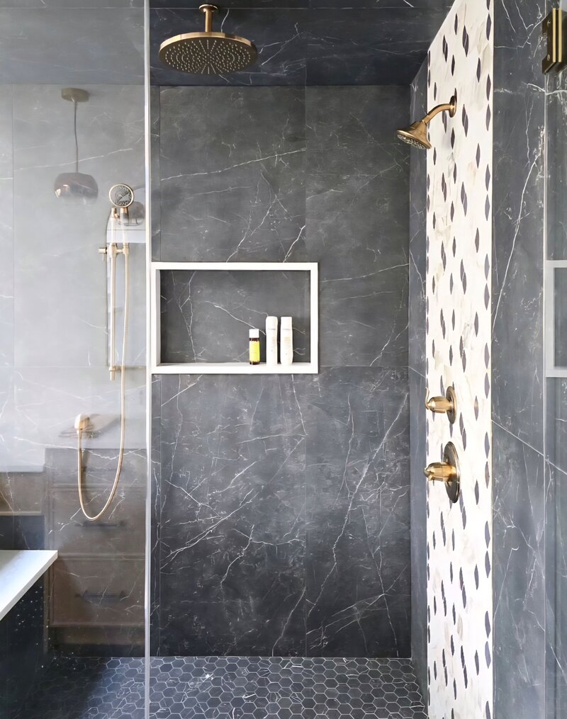 Panio Main Shower