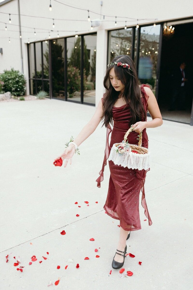 classic-and-documentary-style-wedding-photography-190