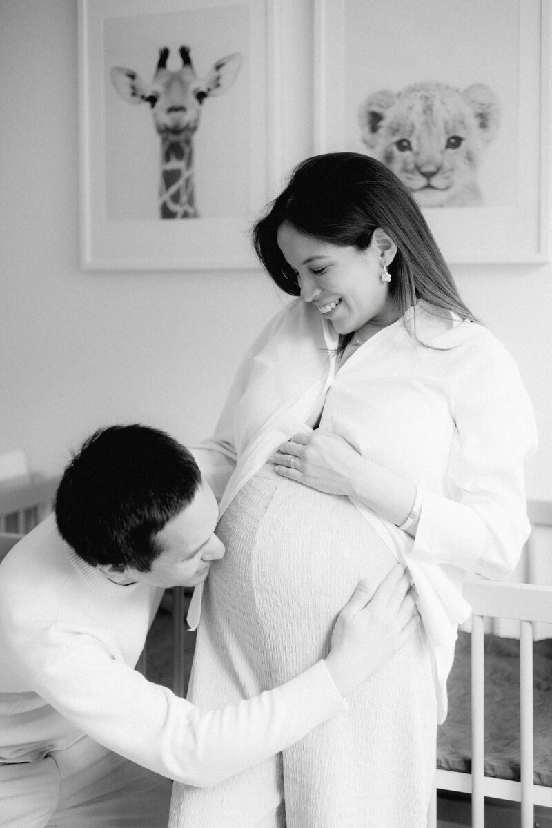 home maternity photoshoot in Zug