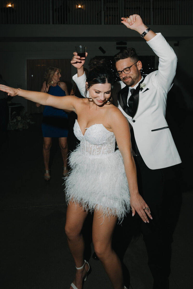 Indiana_Michigan_Wedding Planner_Zionsville_The Sixpence_Estate_Barn_Editorial_Bridal Fashion_Reception_Couple Dancing