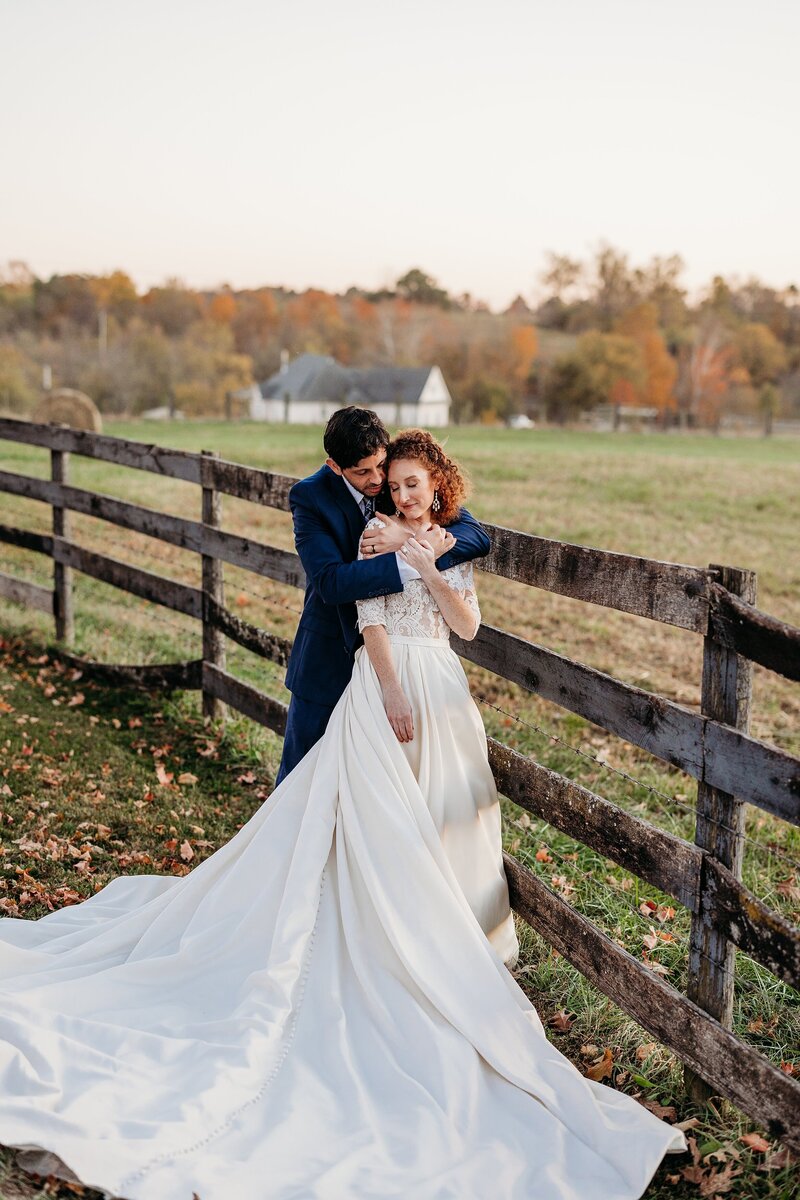 Louisville Kentucky wedding photographer captures romantic countryside portraits at Barn at Twin Lakes.
