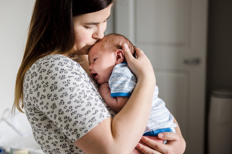 Edmonton maternity + newborn photographer-14