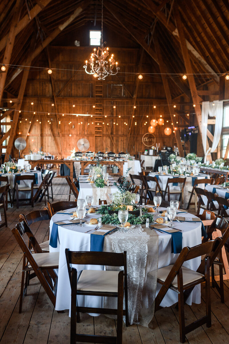 farmin-bettys-wedding-wisconsin-the-paper-elephant-0118