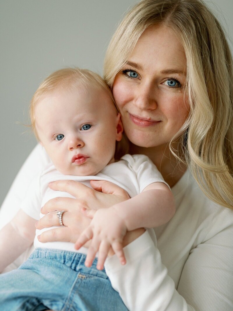 minneapolis-newborn-photographer-bauer-creative (13)