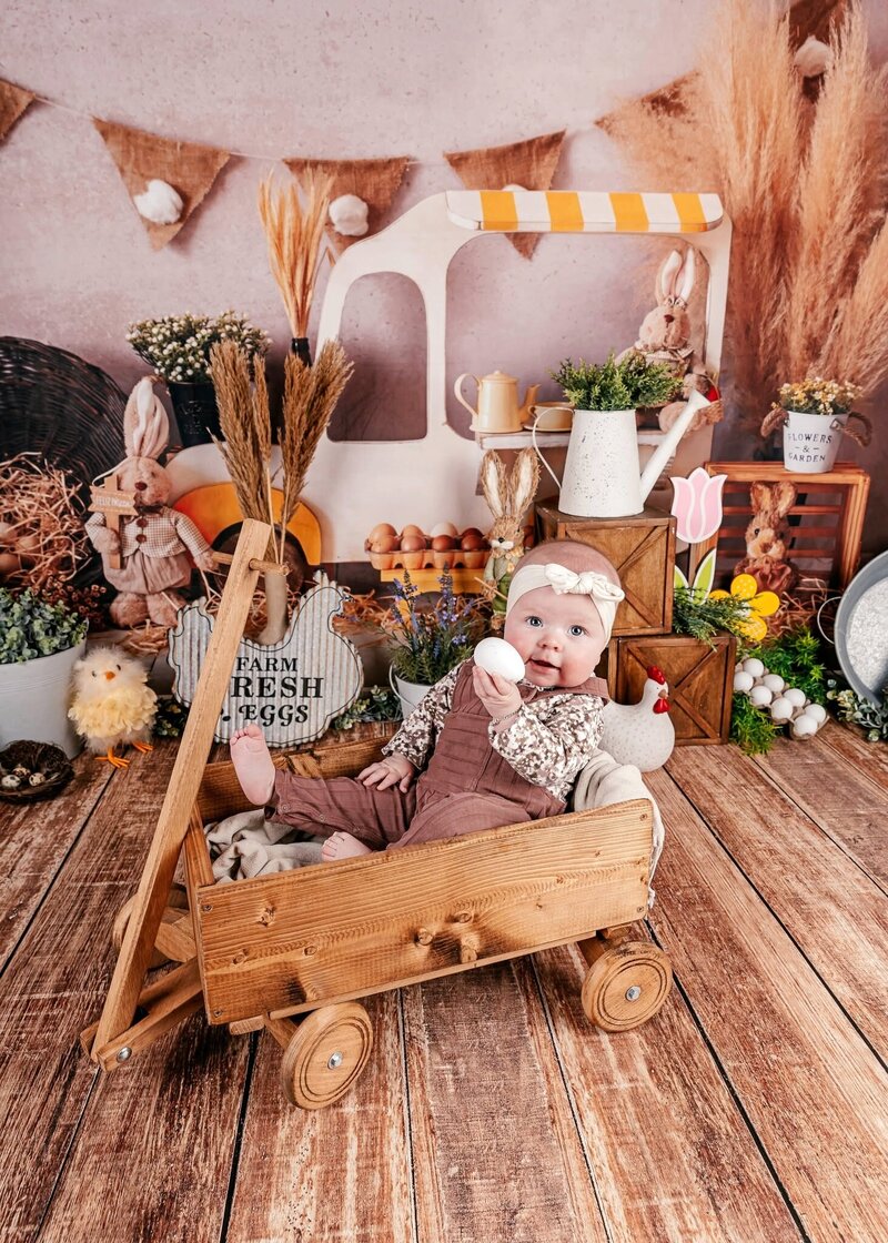 meisje tijdens mini pasen shoot