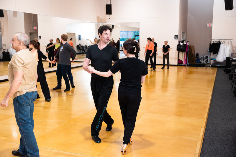 Couple learning Latin Dancing at Dancers Studio