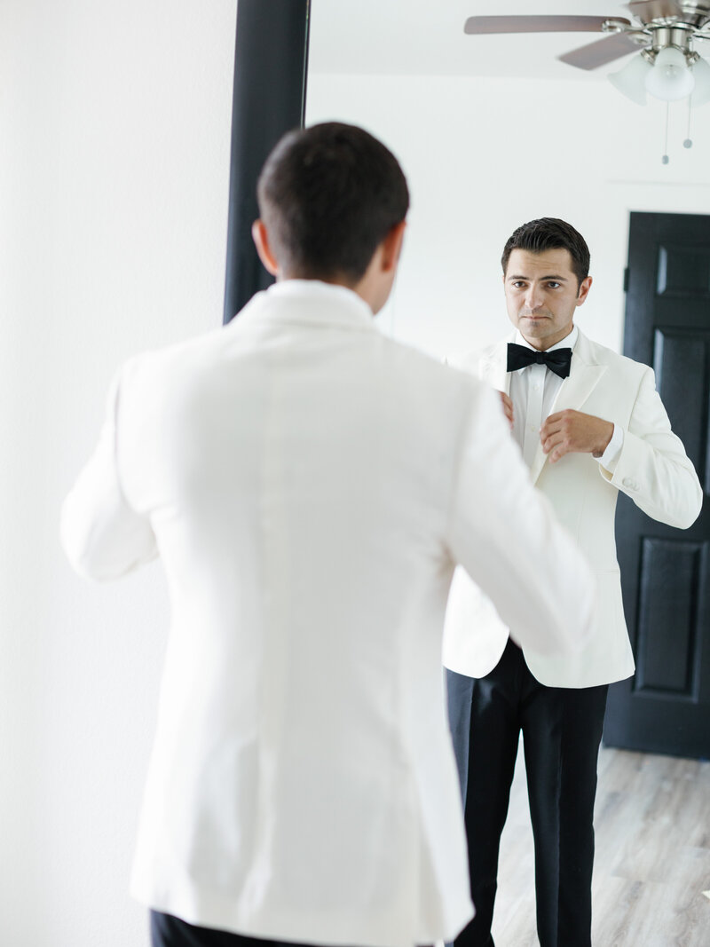 groom-suite-the-arlo-austin
