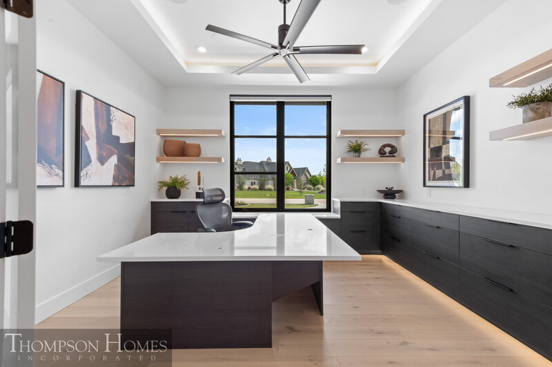 Thompson-Homes-Stillwater-Modern-Prairie-Eagle-Idaho-Custom-Home-Builder-61