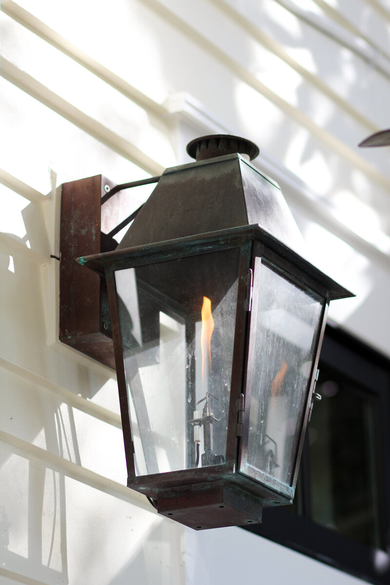 copper-gas-lantern-white-siding