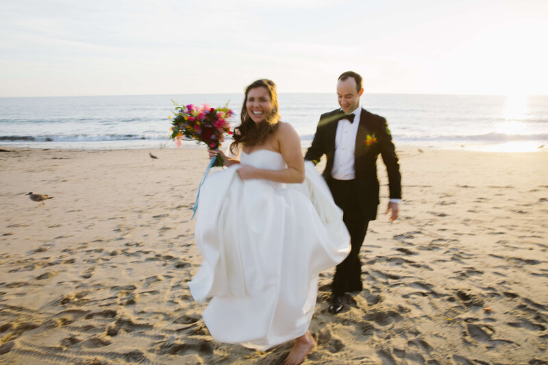 Bride and groom sunset pictures in Santa Monica