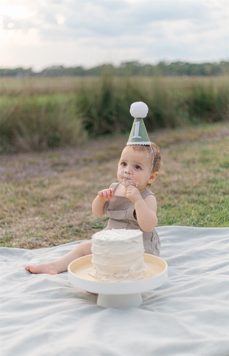 Bluffton-Milestone-Session-Lamp-and-Light-Photography-9