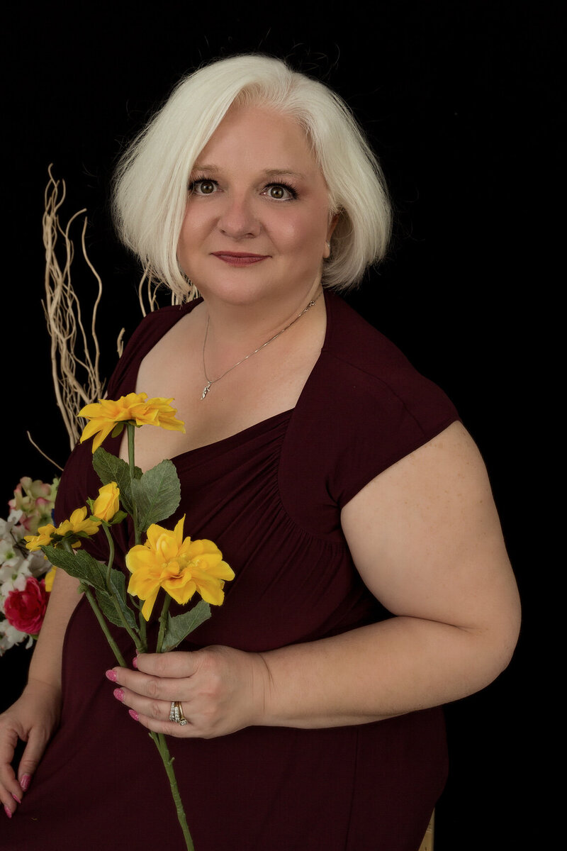 Lesa Taylor Headshots 2020-0489 copy
