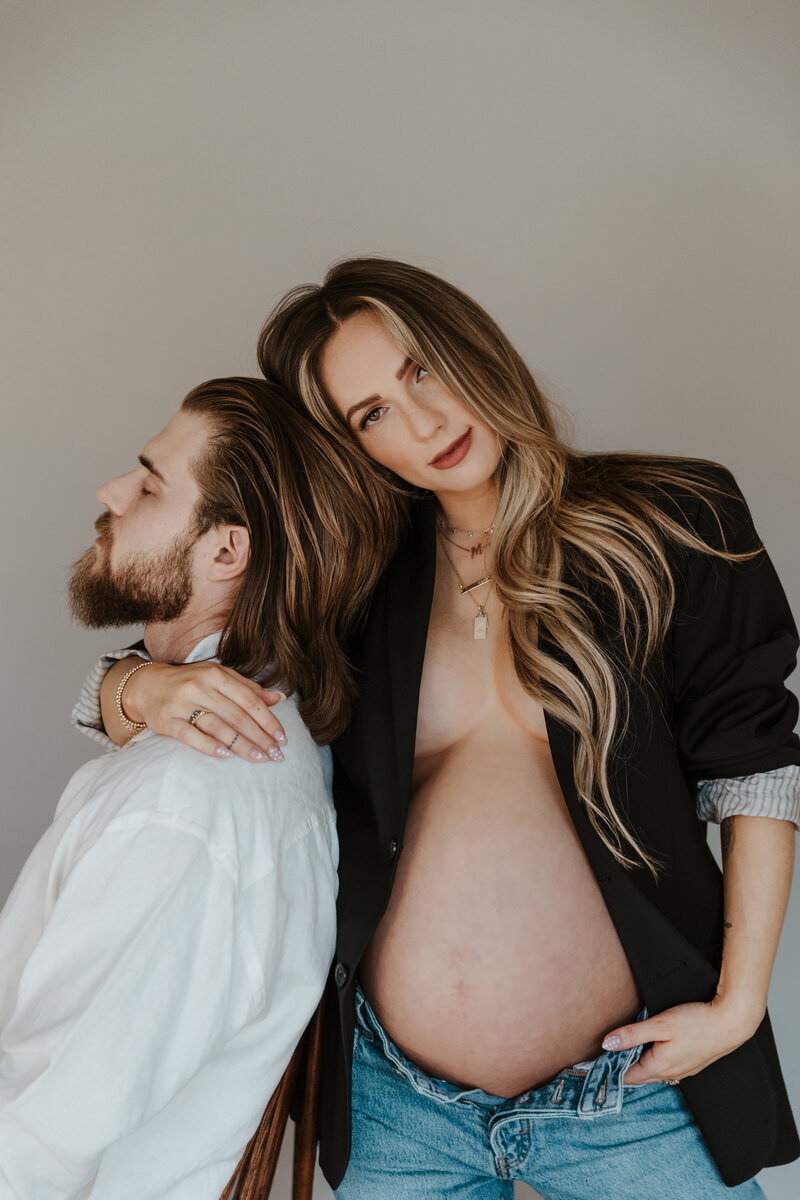 LasVegasPhotographerWestAvenue_EditorialMaternityPortraits_MaternityInspo_99