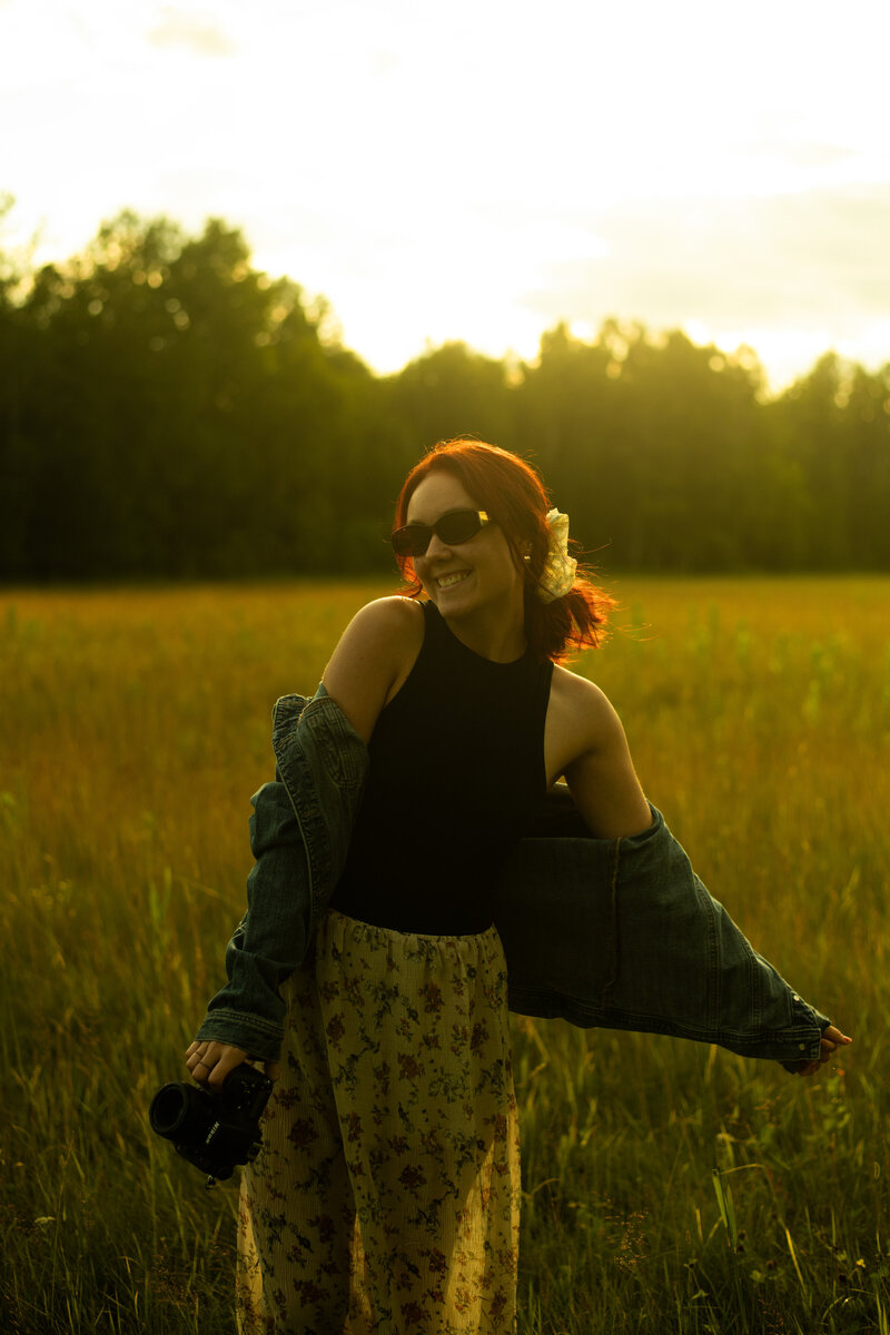 adventurous brand photoshoot, outdoor minnesota photographer photos, fall minnesota photography