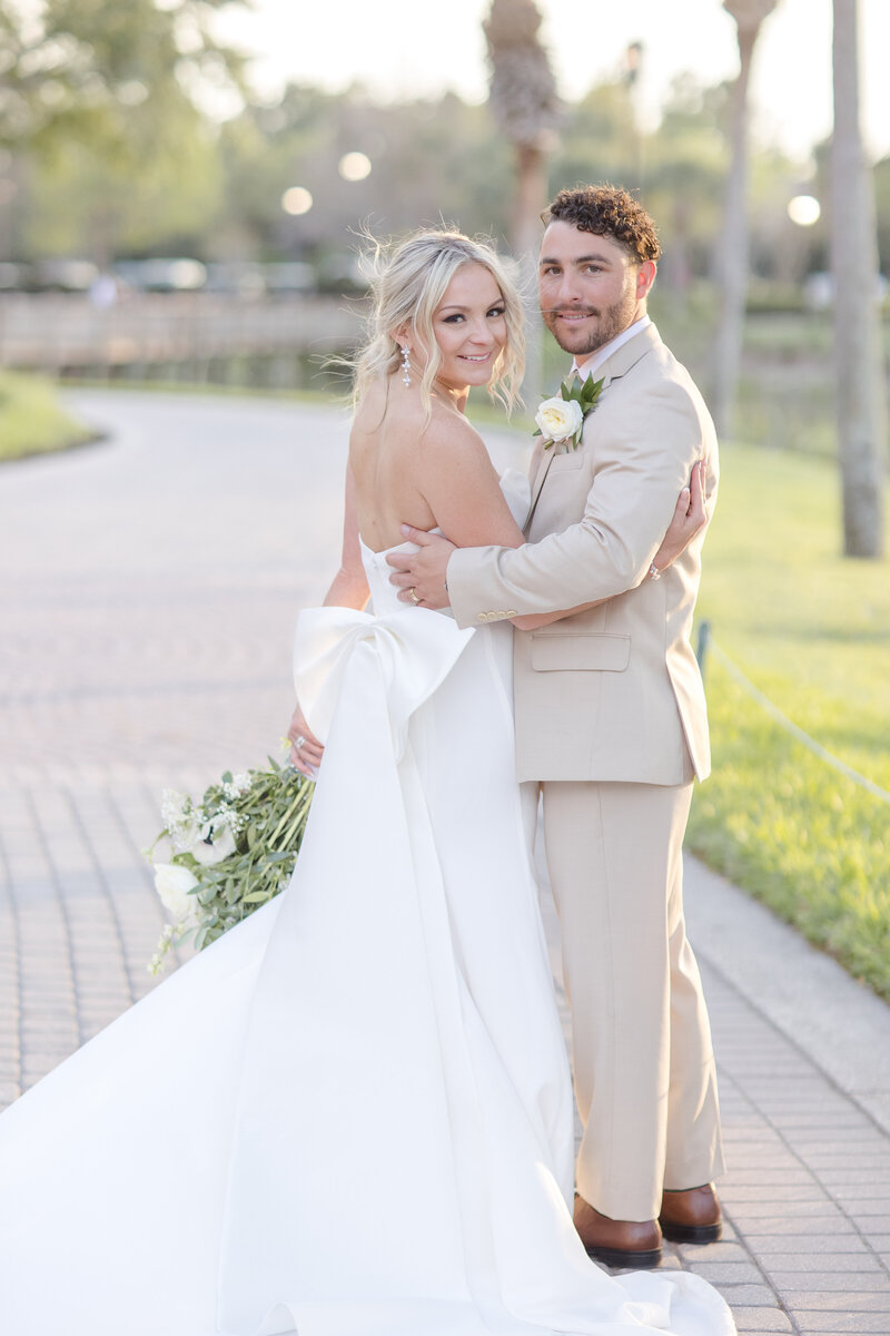 Florida couple wedding day by Riley James.