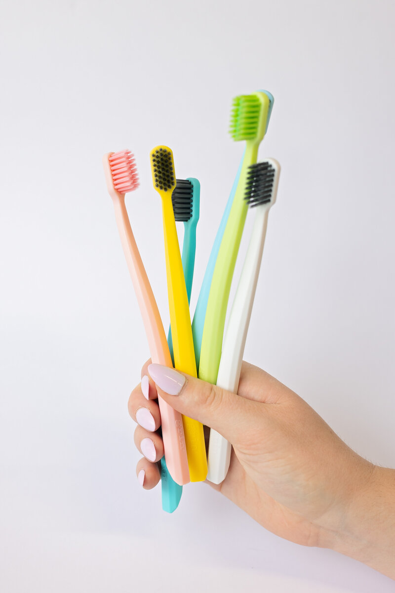 different types of toothbrushes
