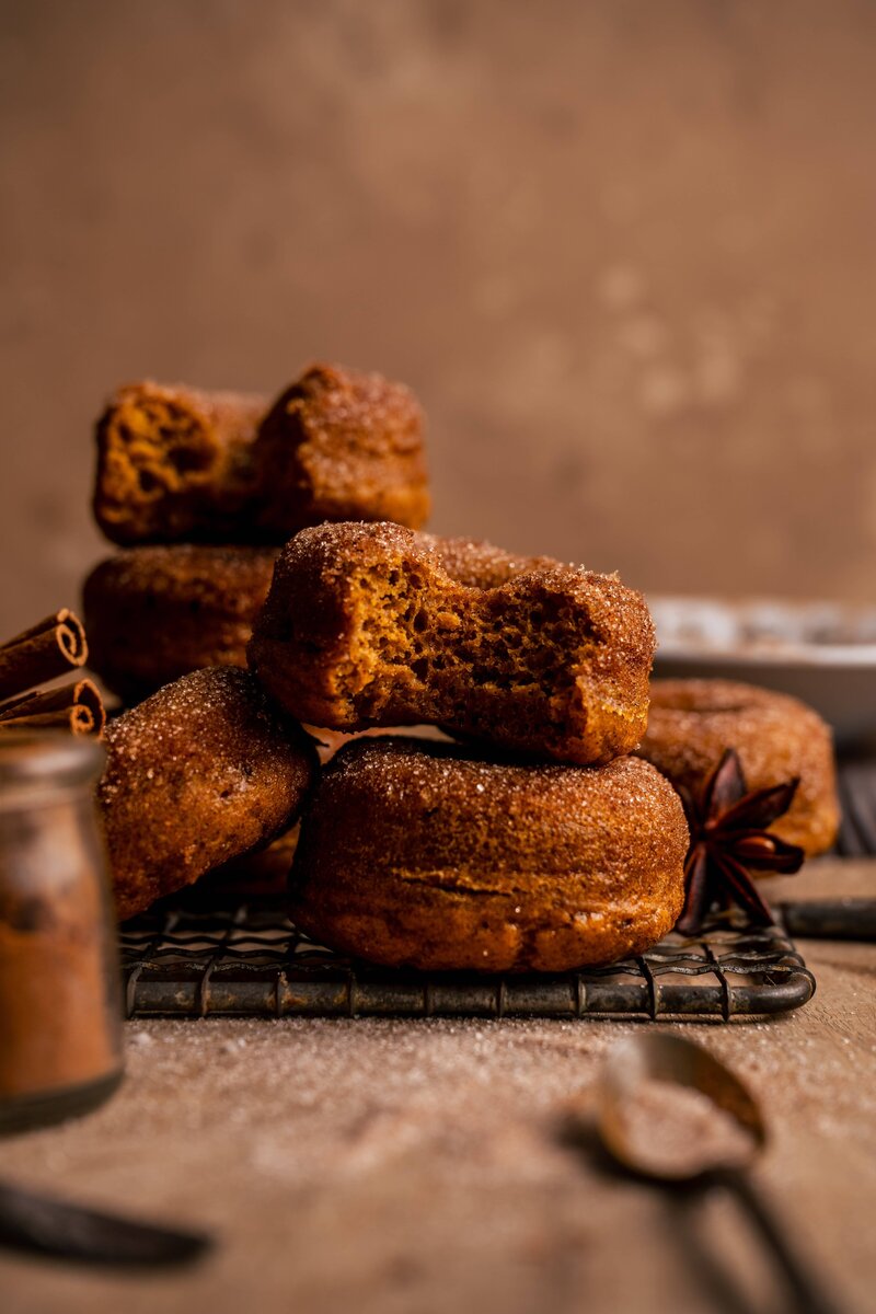 pumpkin-donuts