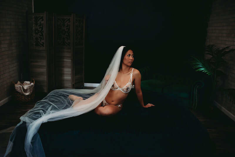 Michigan-Bridal-boudoir-KearstynMeyers47