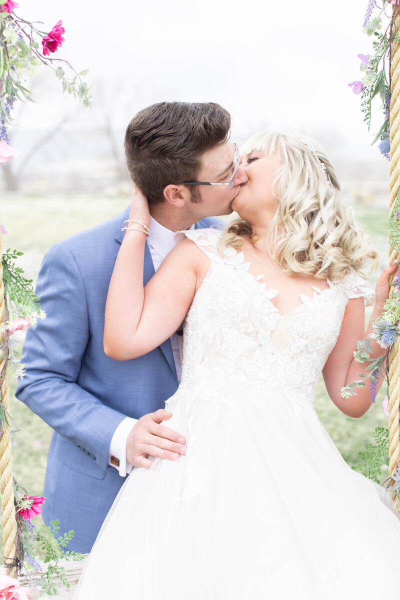 elegant bride and groom photographs camelot ranch events billing mt