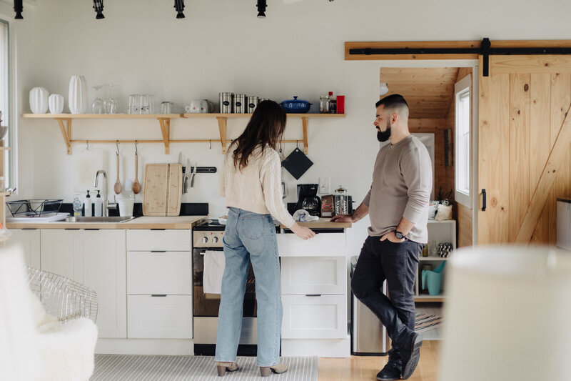lifestyle engagement photographs in hudson valley airnbnb