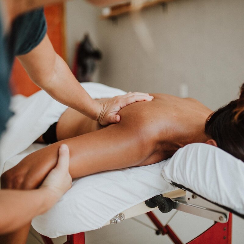 OhmAtHome Massage offers at-home massage therapy and beauty treatments in San Miguel De Allende, including relaxing and therapeutic massages, facials, and personalized wellness services through EnForma.