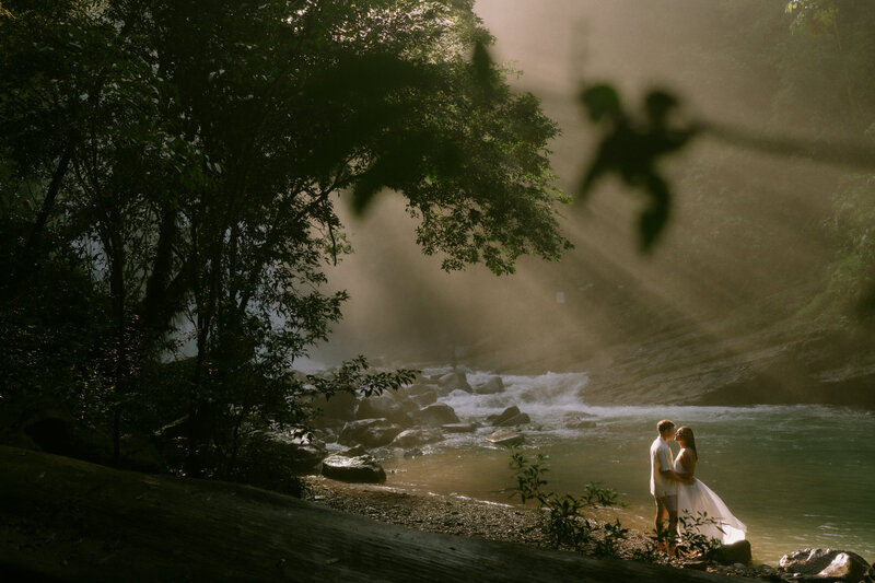 Elopements Costa Rica  Nauyaca water (2 of 8)