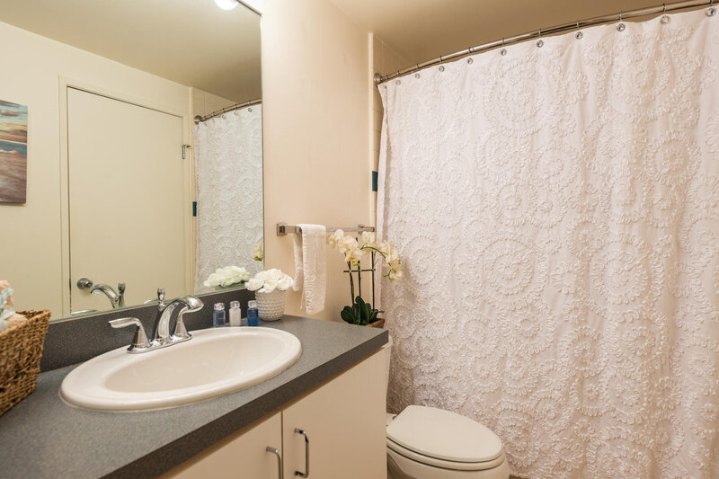 720 16th Street 403-017-6-Bathroom-MLS_Size