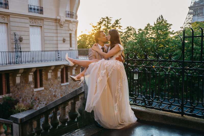 Sunrise paris elopement