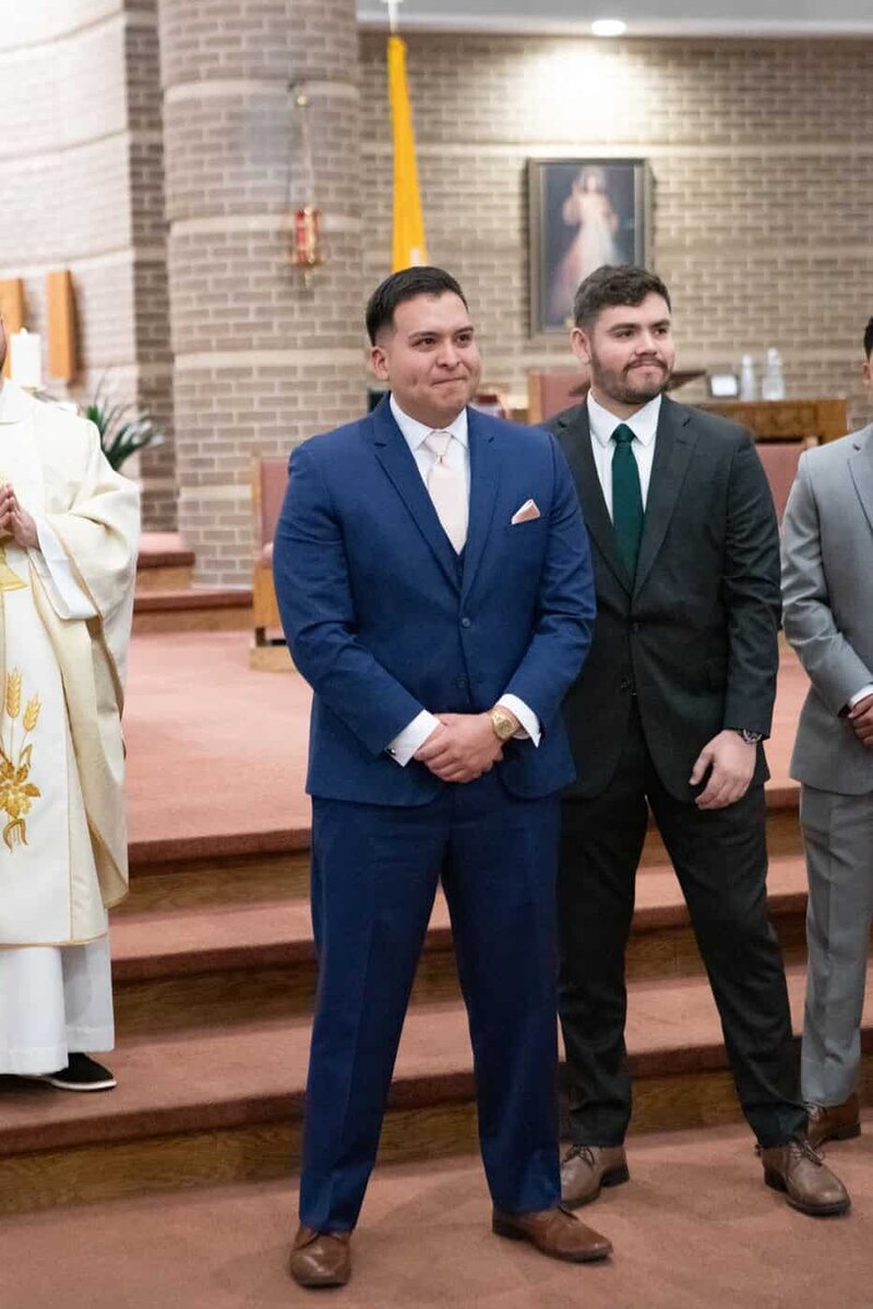 classic-and-documentary-style-wedding-photography-30