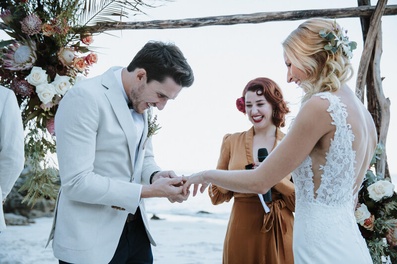 beach-wedding-jervis-bay-woods-farm-34