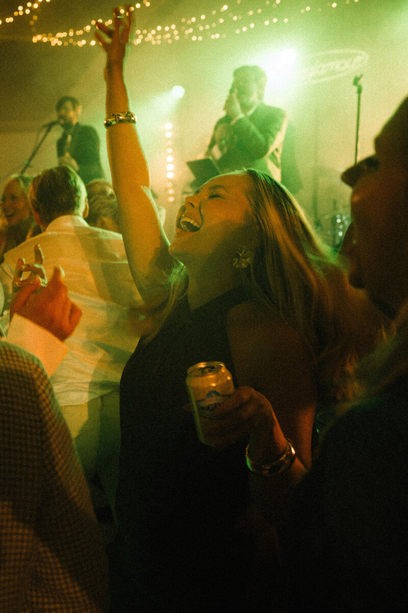 98valmis-974_websize