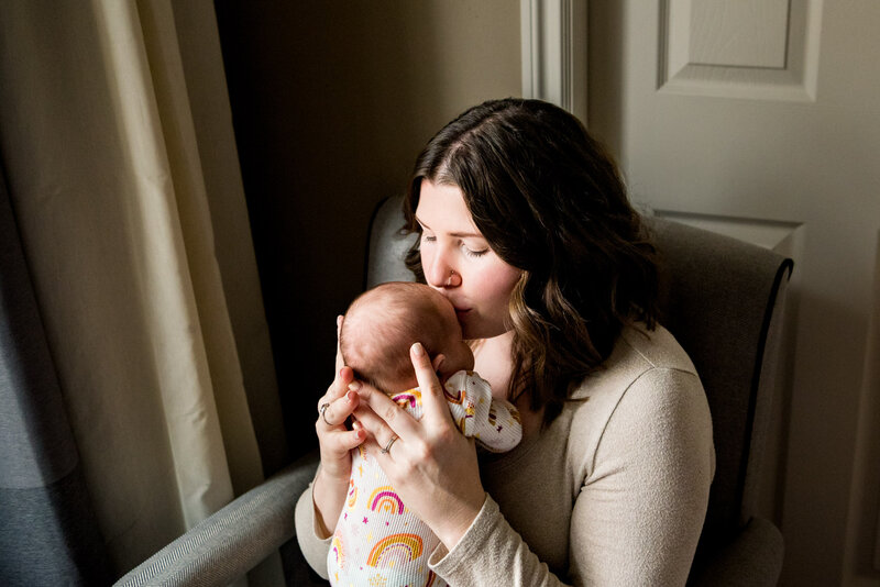 downtown edmonton newborn photos-9