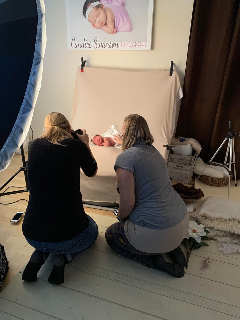 newborn photography class