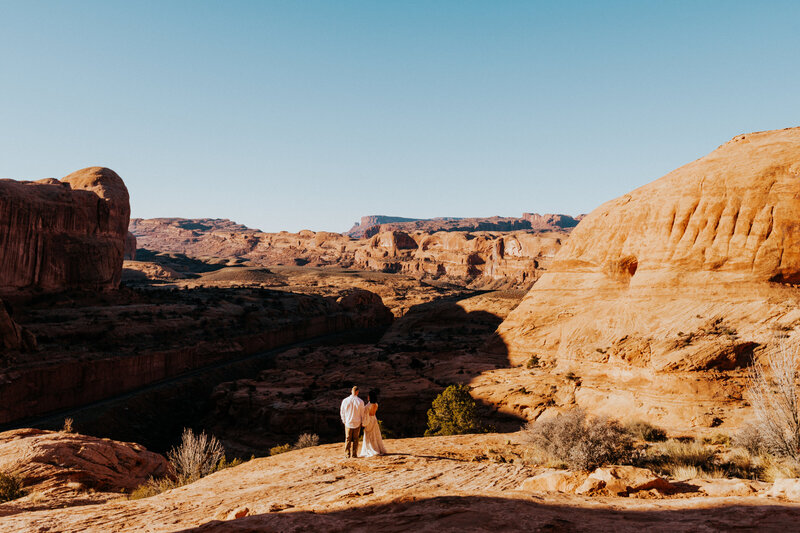 Moab Utah Sunrise Hiking Elopement