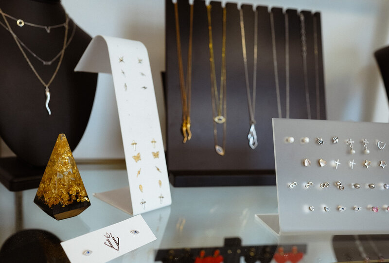 Contact | Jul The Jeweler