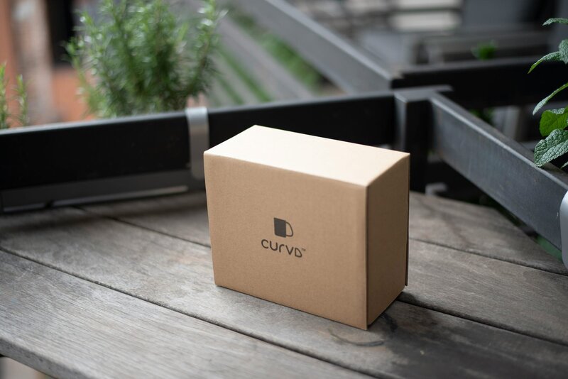 Curvd delivery box