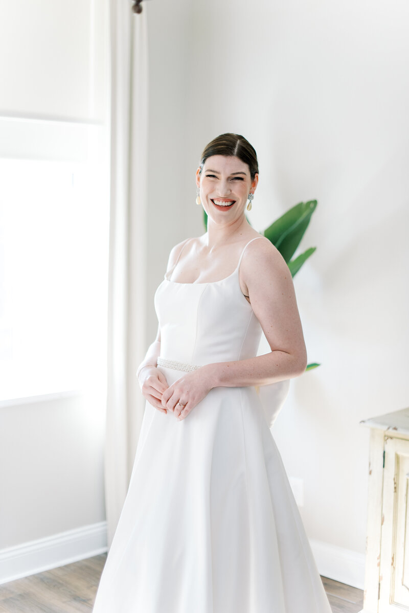 sarah-elizabeth-studio-ohio-wedding-photographer-the-landing-cummins-wedding-friday-getting-ready-77
