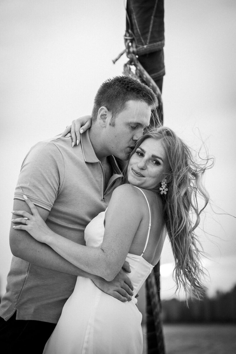 chicago-sailboat-engagement-session (36)