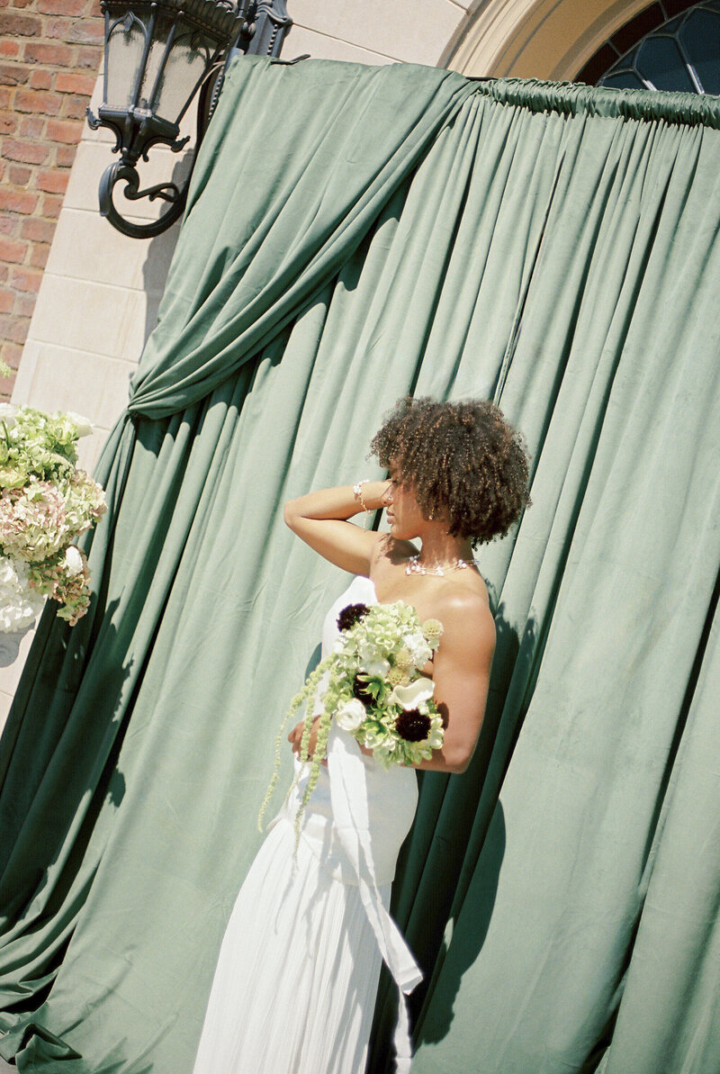 Virginia-Spring-Intimate-Wedding-Estate-at-River-Run-on-35mm-Film-3