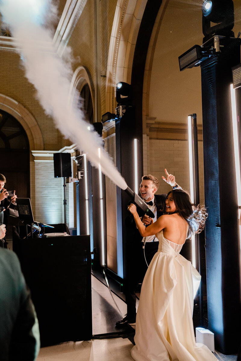 Blowing this Minneapolis wedding out of the water