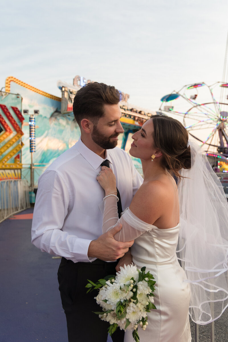Couple eloping in Big Sur at sunset