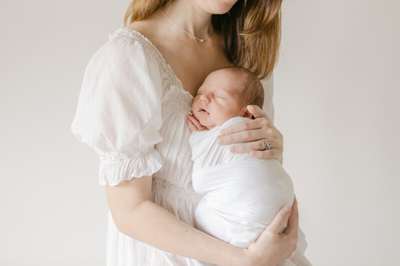 rainy-day-newborn-session-17