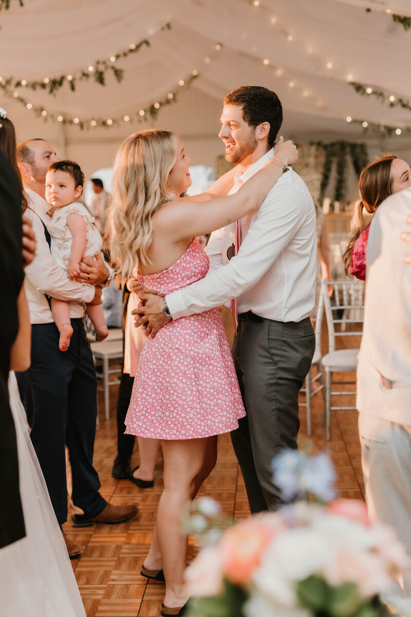 74-Makayla and Phillip - Wedding - Ann Arbor Michigan Photographer - Waldenwoods Howell