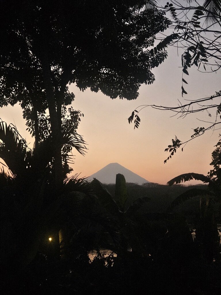 B0464330-F415-4F41-8599-F7D73721C280_1_105_c