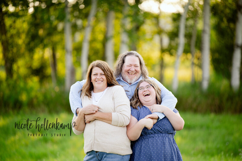 7768-St Cloud Seniro and Family Photographer -  Nicole Hollenkamp - Princeton MN, St Cloud MN
