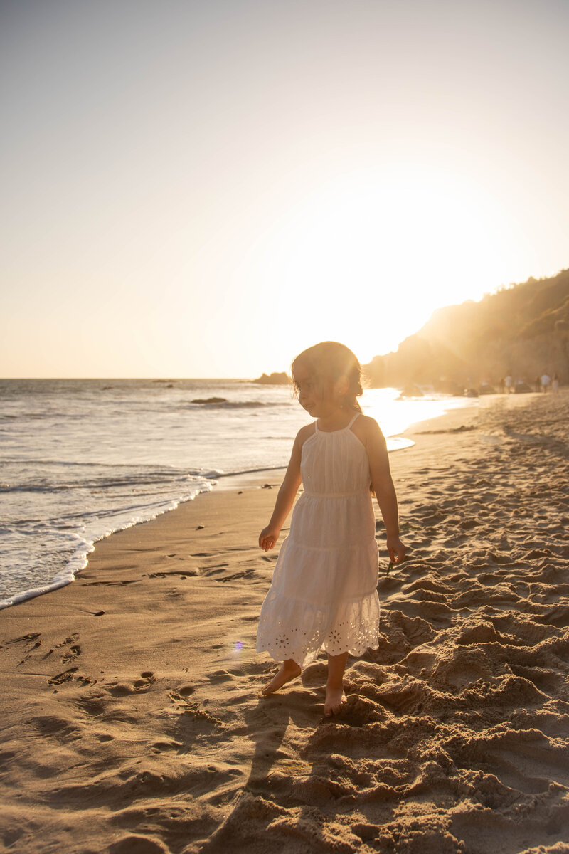 Kid in White Dress on the Beach | Family Photo Session