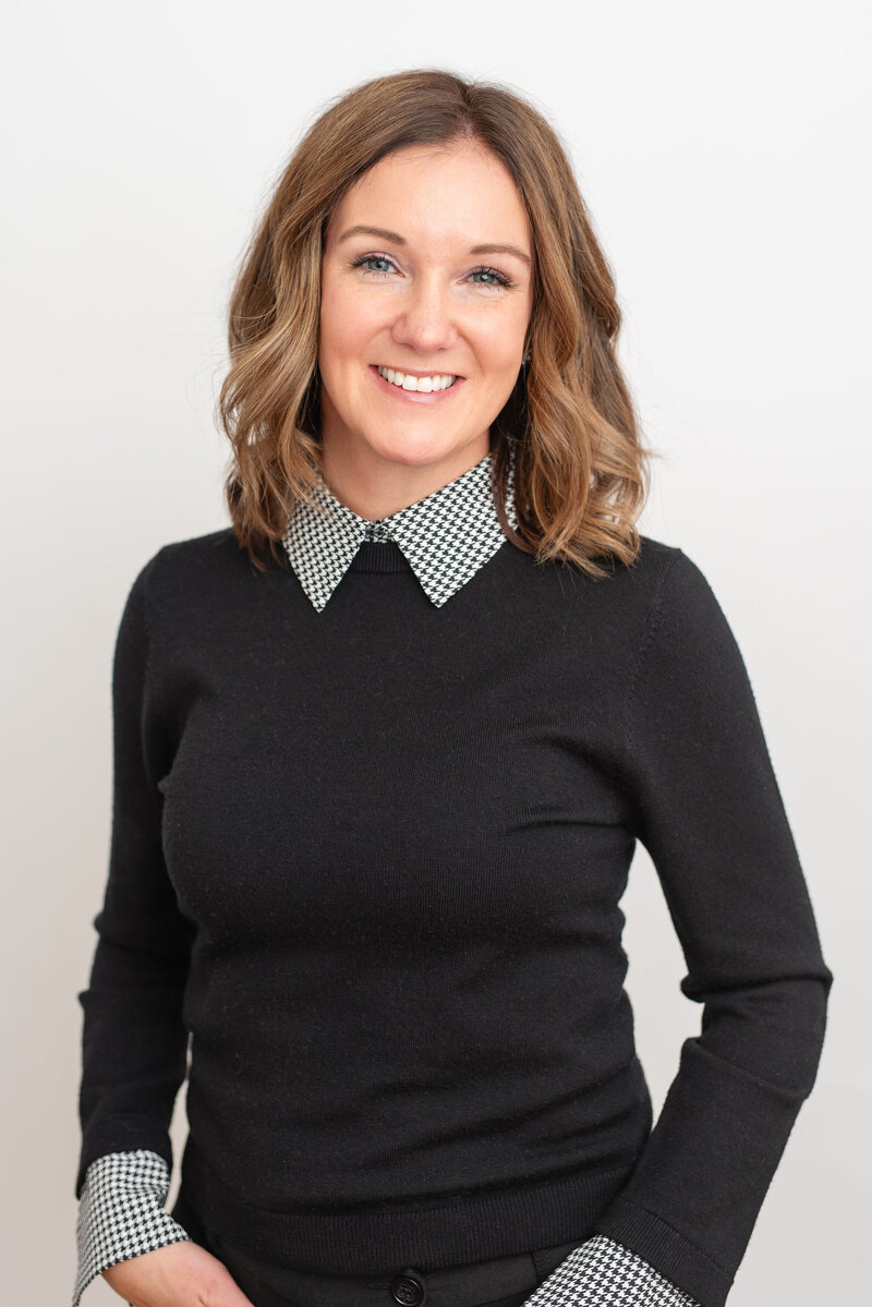 jo-bryan-photography-headshot-woman-non-profit-photoshoot-rye-westchester-studio-connecticut-photographer_1