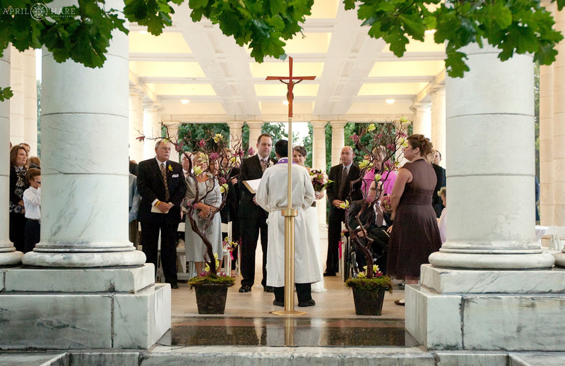 Outdoor-Catholic-Wedding-Ceremony-at-Cheesman-Park-Denver-Colorado