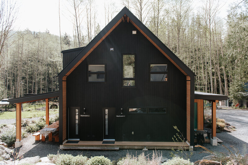 Copy of Nectar Yoga Onyx Lodge Exterior Vancouver British Columbia Canada 05_2023 @RobinBonnerPhotography